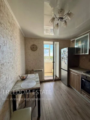 36,7 sq. m. 1-room apartment on Derevyanko St. 37