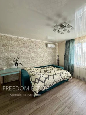 36,7 sq. m. 1-room apartment on Derevyanko St. 37