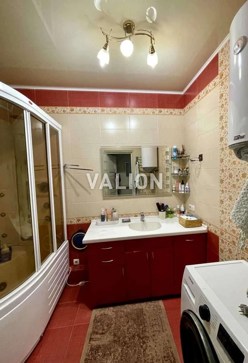 Sale of a 2-room apartment on Prospect of Science 69