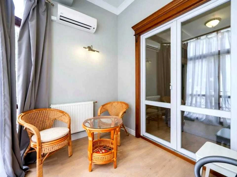 Квартира. Київ, Воздвиженська вул.