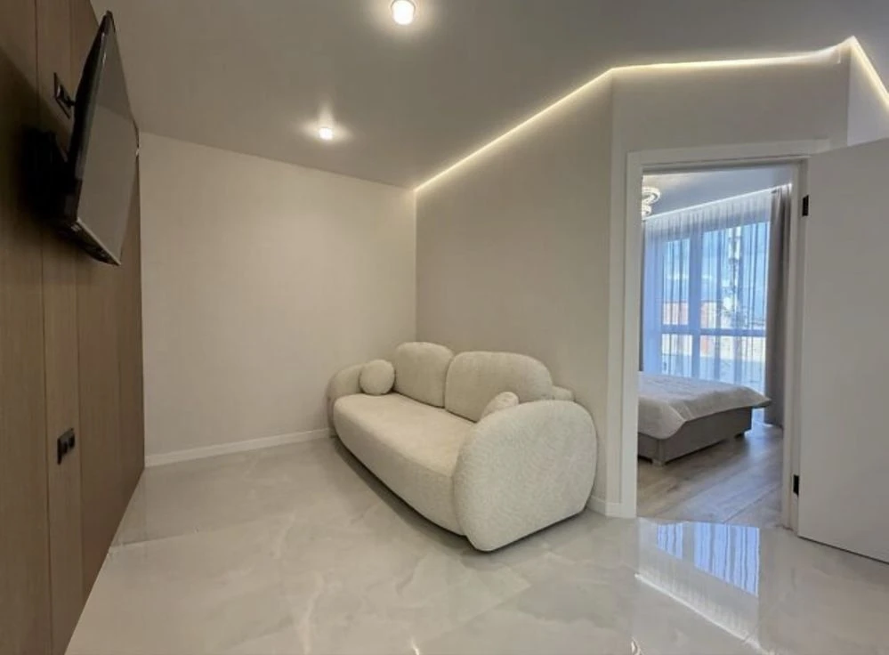 New 1-room apartment in a new building