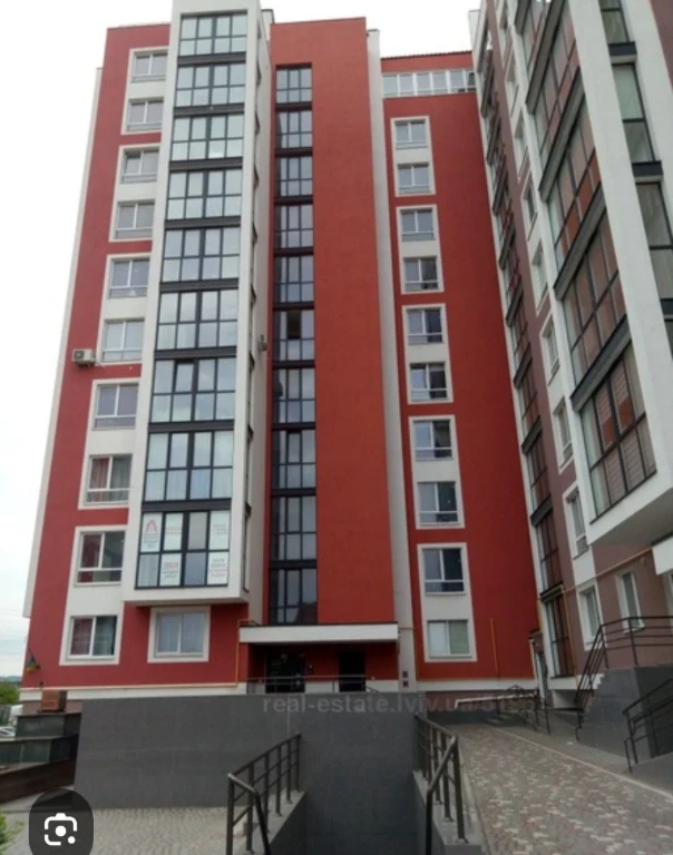 For Sale: 1-bedroom apartment in new building on B. Khmelnytsky Street