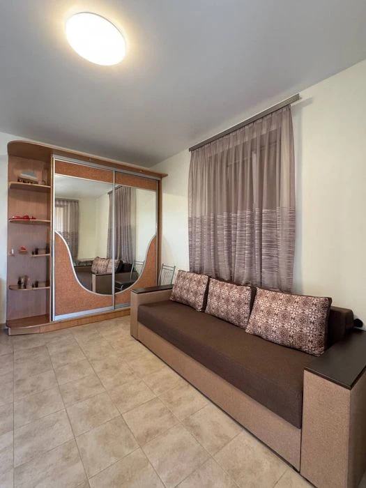 For sale a country house by the sea Sauvignon-3. Renovation. Terrace