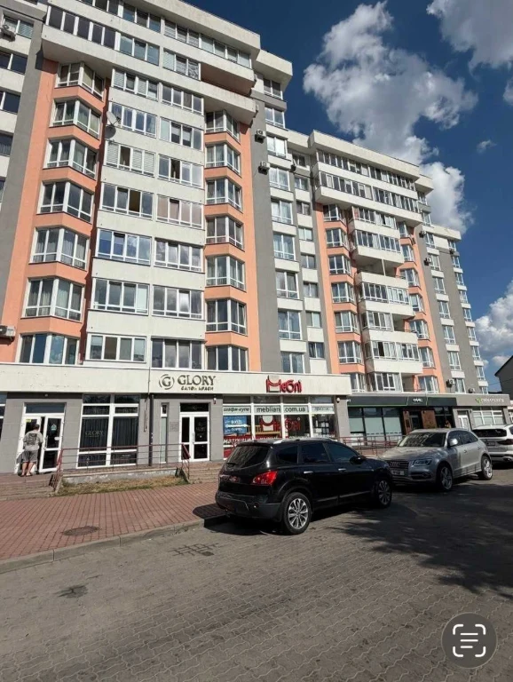 ПРОДАЖ! Нова на ринку! Новобудова з ремонтом в. Зелена, 281
