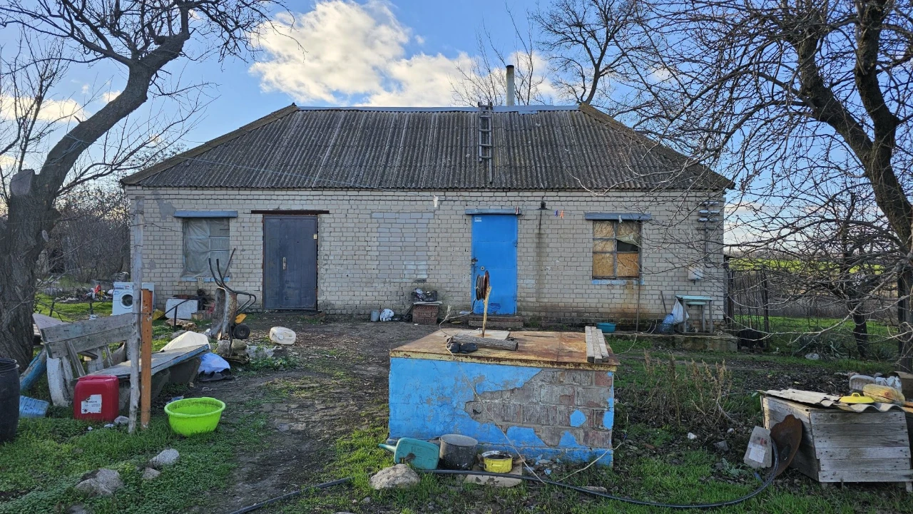 Гос-Акт 10 гектаров, Теплицы, Вода для полива, Собственная земля 65 кв.