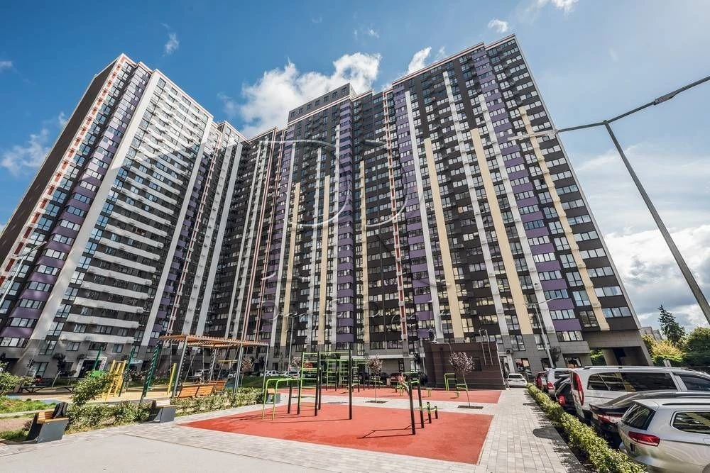 Apartment for sale in Ok'Land residential complex, Oakland, Sevastopolskaya Square, Solo