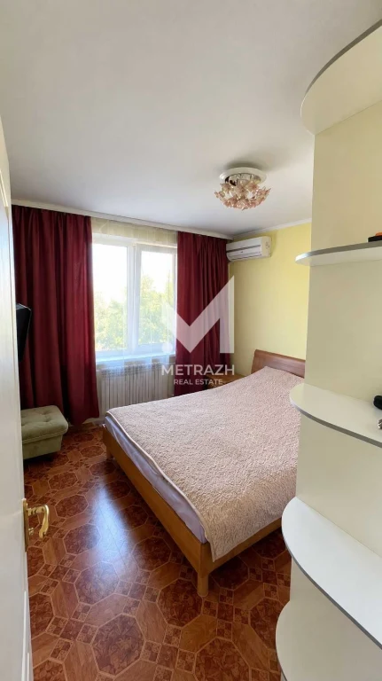 92286 Продам 2 комнатную квартиру возле метро Алексеевка на