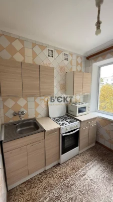 Продам 3-к квартиру возле м. Героев Труда — ул. Бучмы, 44Б.
