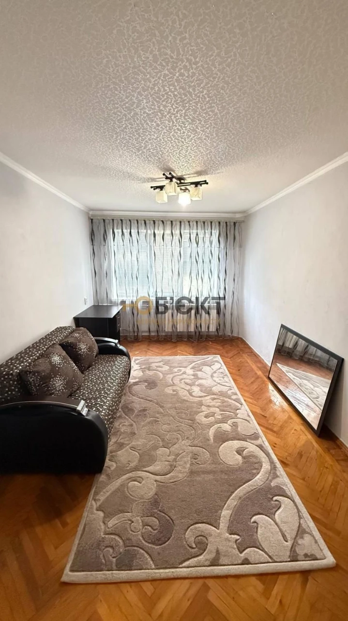 Продам 3-к квартиру возле м. Героев Труда — ул. Бучмы, 44Б.