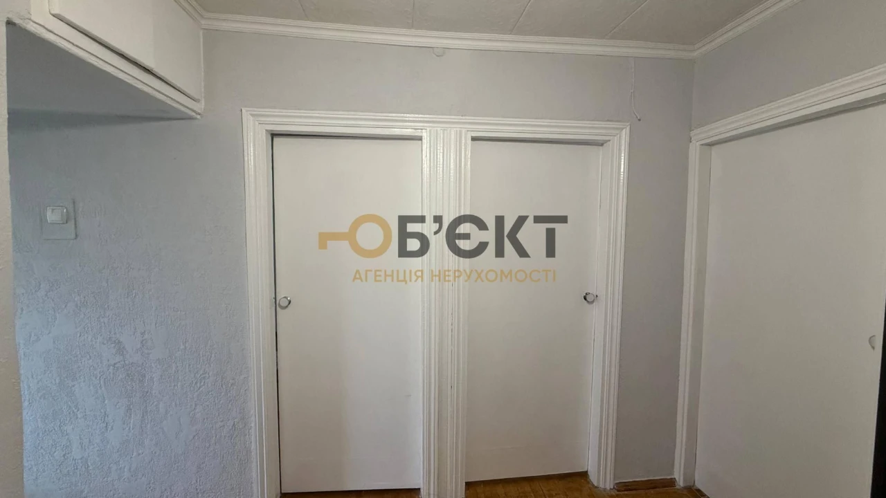 Продам 3-к квартиру возле м. Героев Труда — ул. Бучмы, 44Б.
