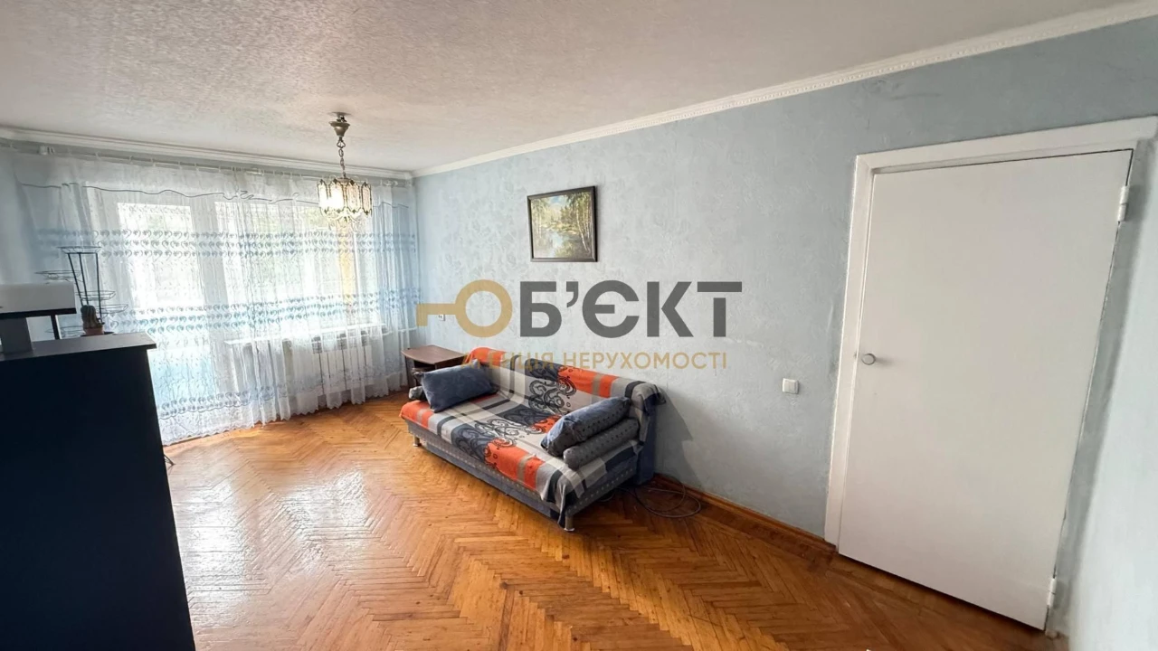 Продам 3-к квартиру возле м. Героев Труда — ул. Бучмы, 44Б.