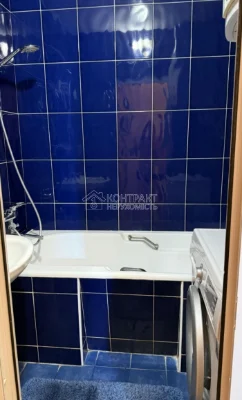 Продам 3х  к  м.Студенческая Салтовка  522 м/р  вул. Ак.Павл