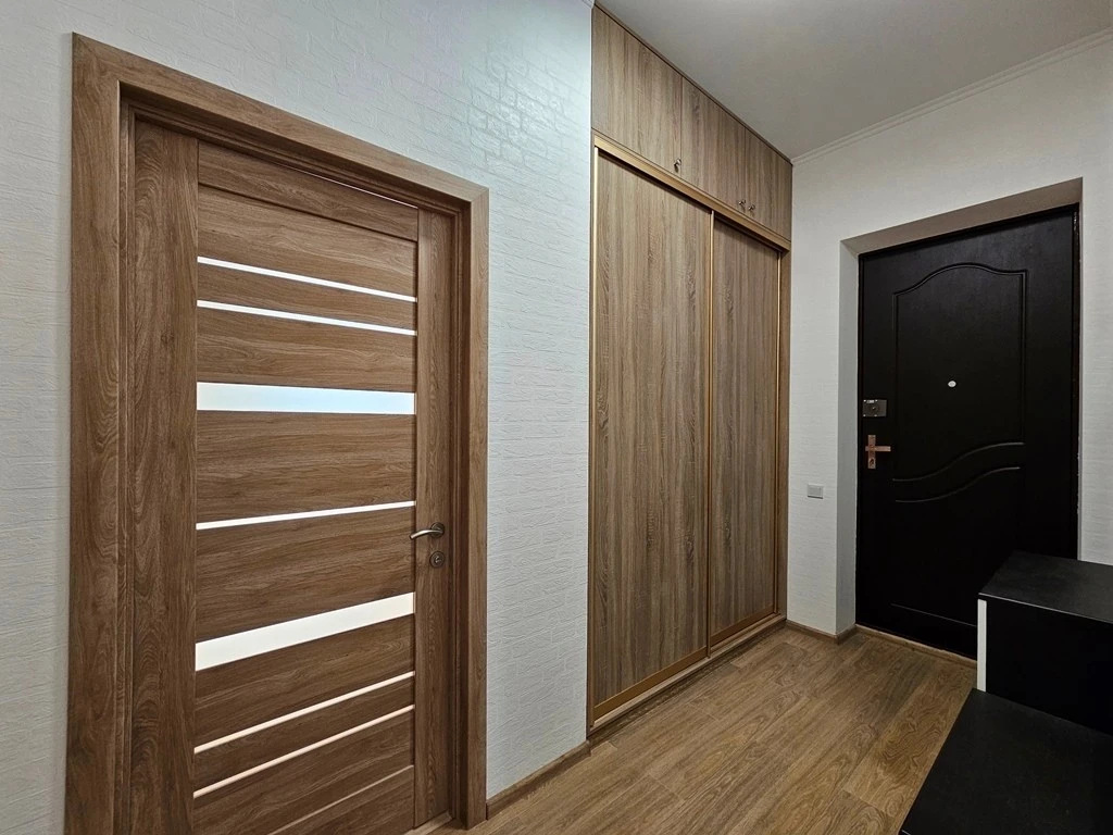 Sale of a 3-room apartment of 70 m², Ioanna Pavla II street, 7