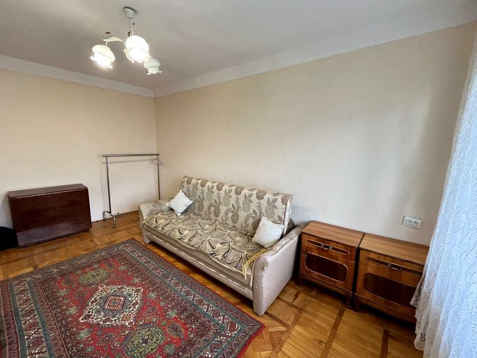 Apartment. Pavla Tichy prospekt, Kyiv