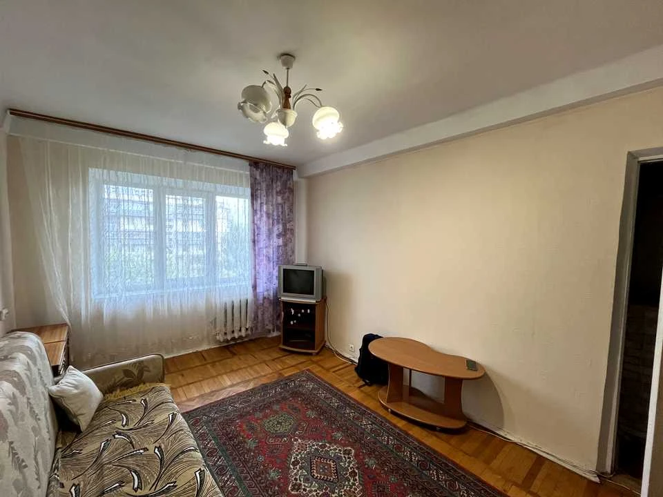 Apartment. Pavla Tichy prospekt, Kyiv