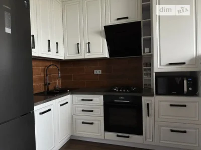 For sale 2-room apartment 47 sq. m. on Yunatska Street 1 • ID 34654696