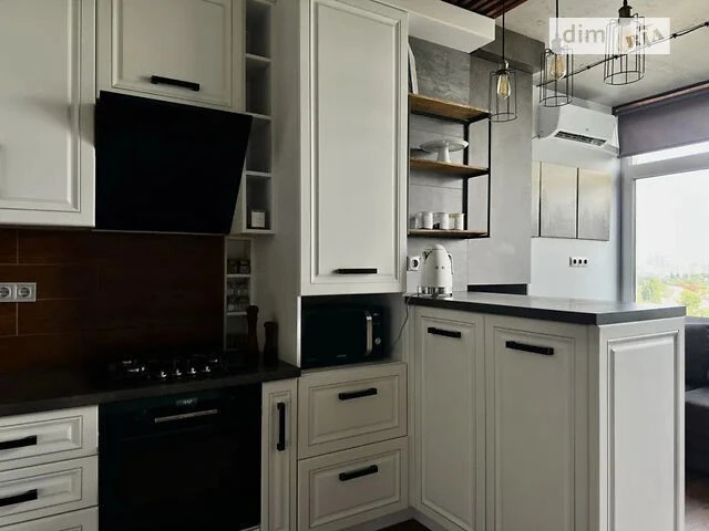 For sale 2-room apartment 47 sq. m. on Yunatska Street 1 • ID 34654696