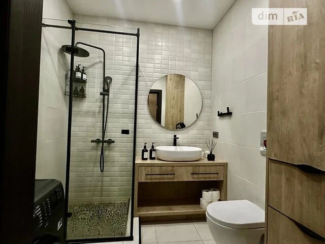 For sale 2-room apartment 47 sq. m. on Yunatska Street 1 • ID 34654696