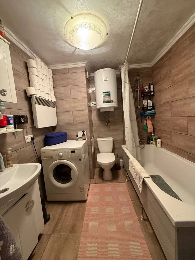 For Sale 2-Room New Building