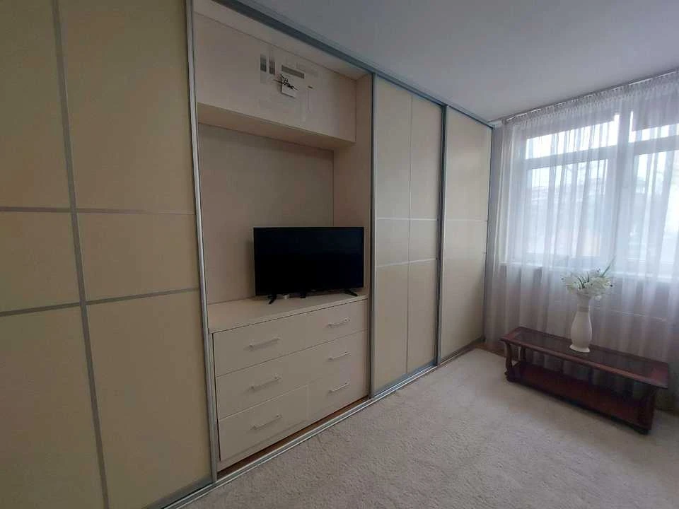 Квартира. Київ, вулиця Сім'ї Кульженків, 33