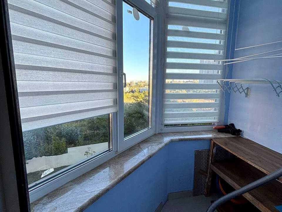 Apartment. Yunatska st., Kyiv