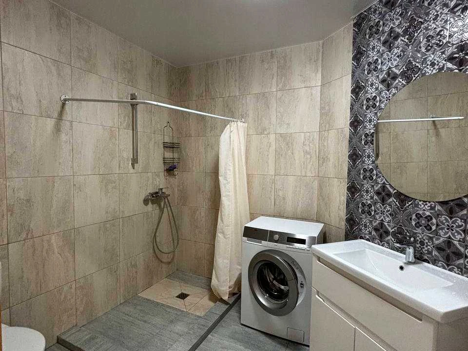 Apartment. Yunatska st., Kyiv