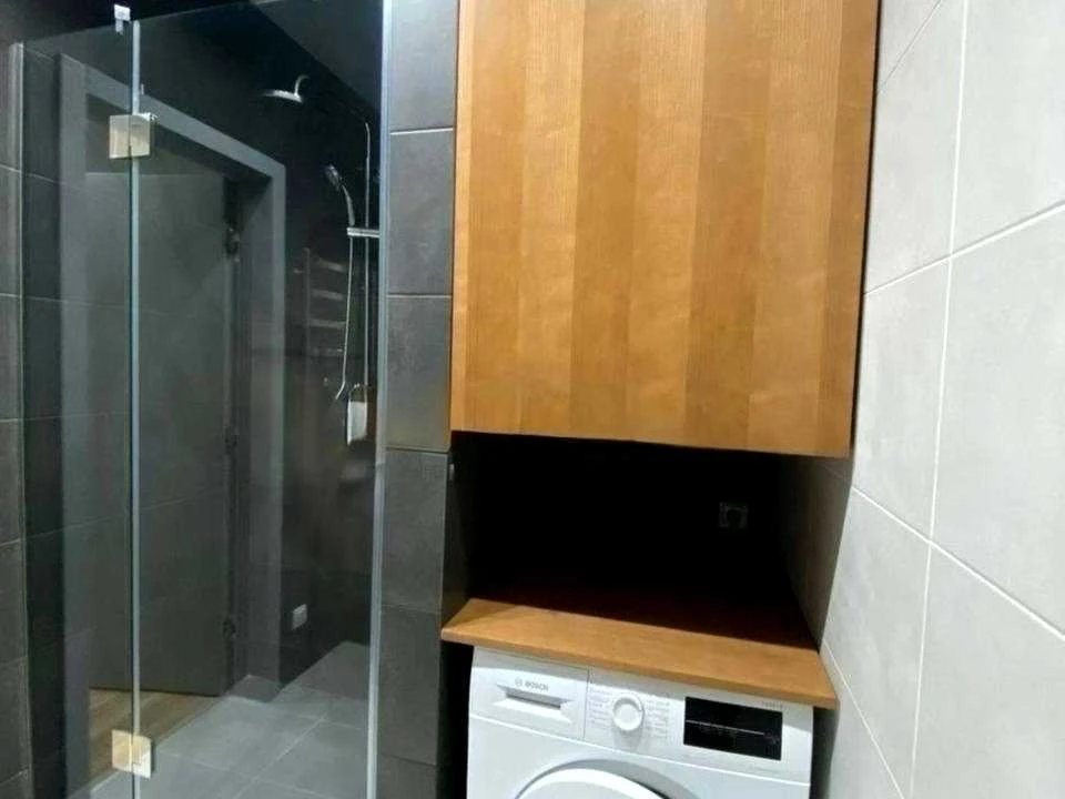 Квартира. Київ, вулиця Ростиславська