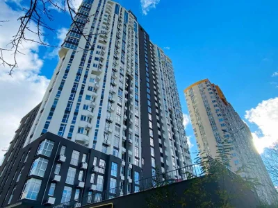 Квартира. Київ, вулиця Ростиславська