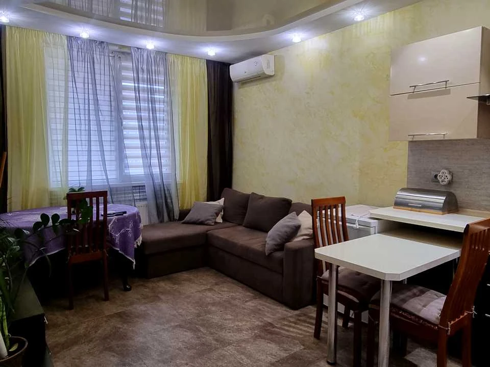 Apartment. Yuliya Zdanovskaya st., Kyiv