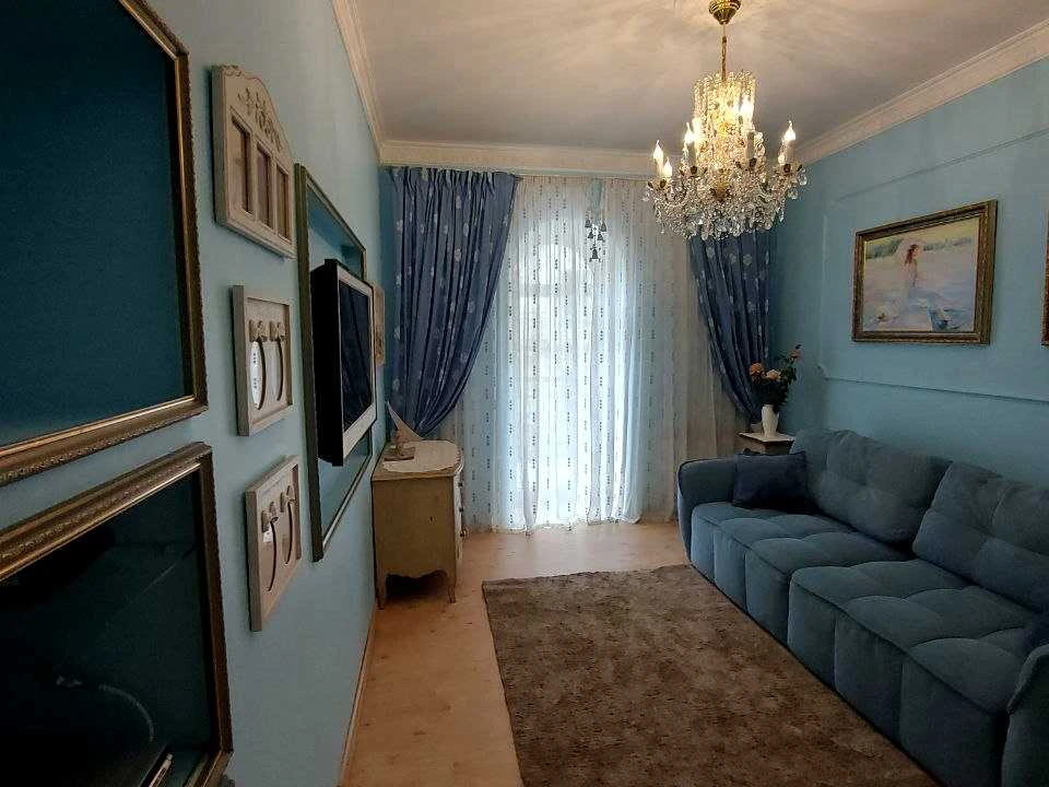 Квартира. Київ, Мала Житомирська вулиця