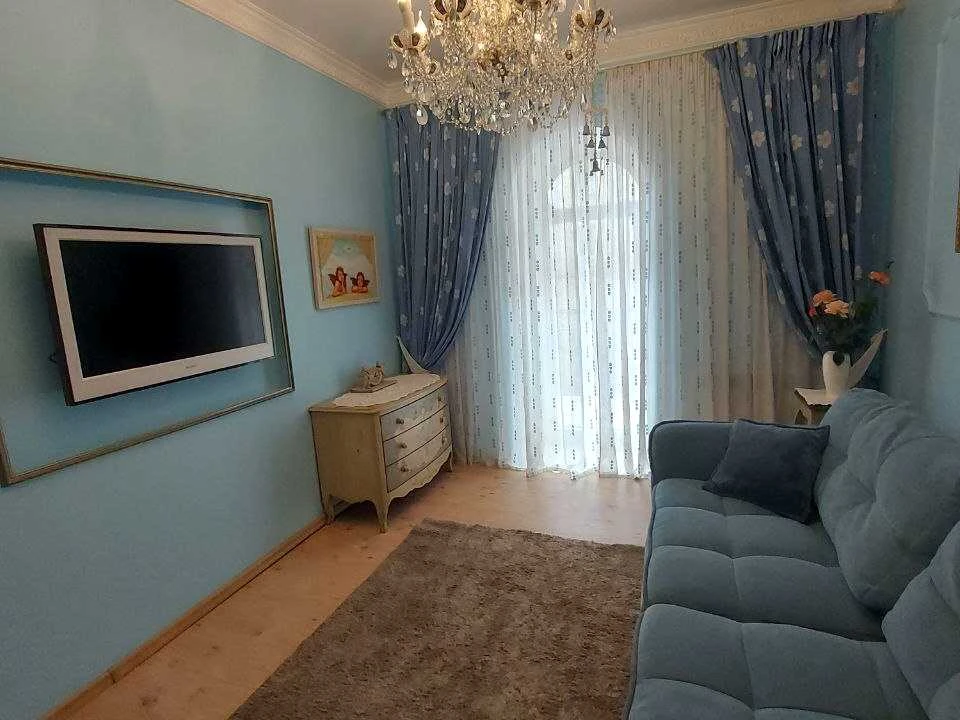 Квартира. Київ, Мала Житомирська вулиця