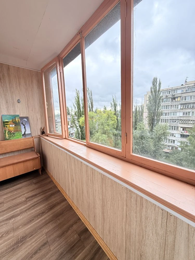 Продаж 3-кімнатної квартири після ремонту. Деснянський р-н.