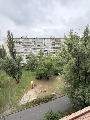 Продаж 3-кімнатної квартири після ремонту. Деснянський р-н.