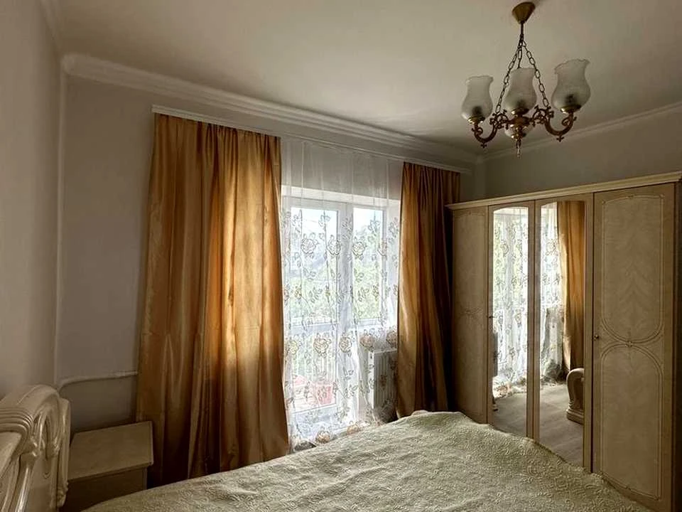 House. Kyiv, Sosnova Street