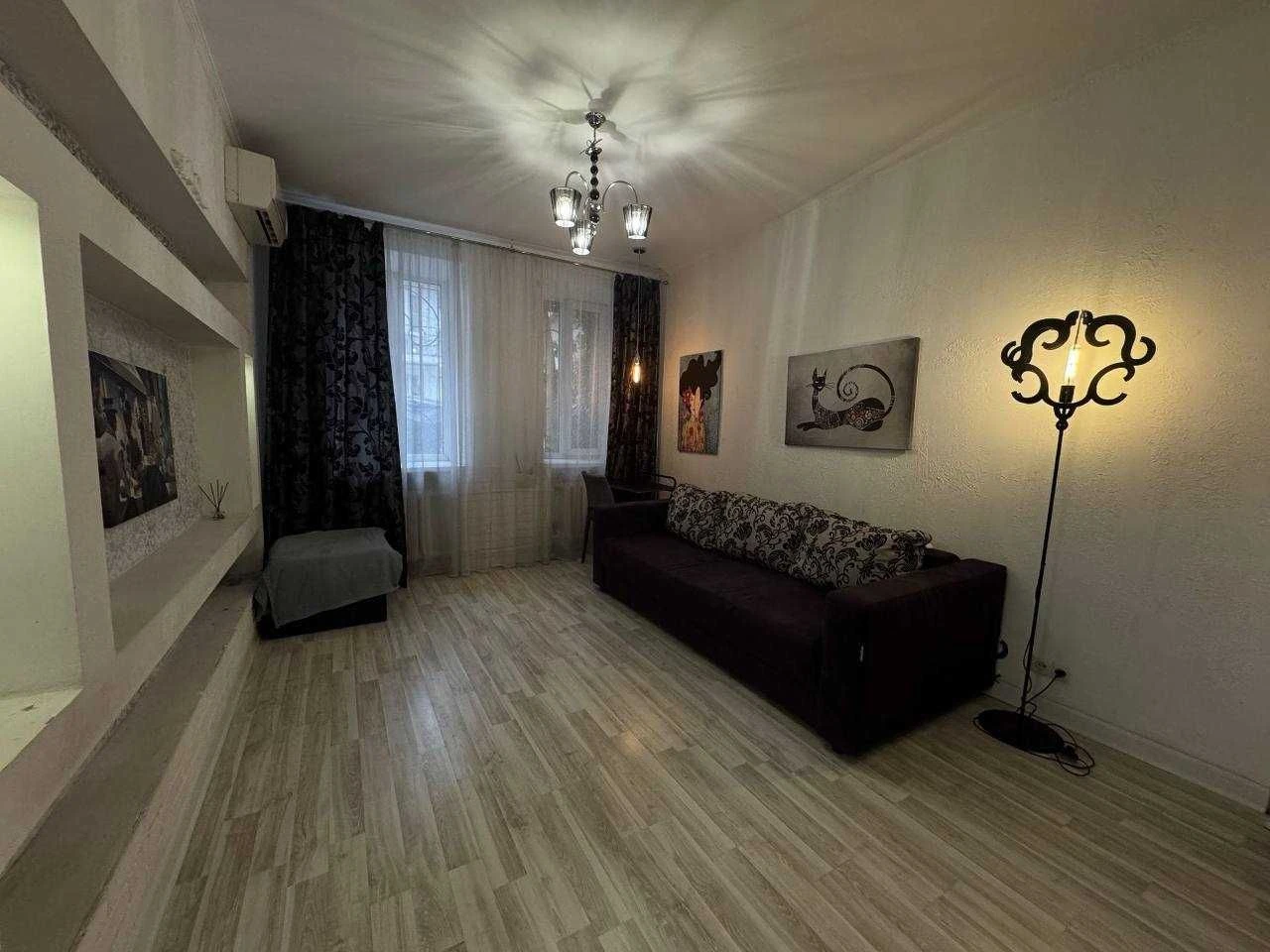 Apartment for sale in the center of Odesa, st. Zhukovskogo
