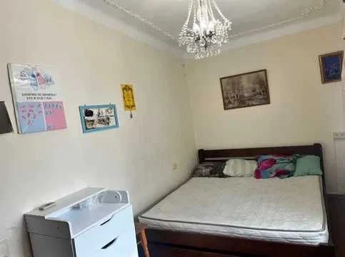 2-room apartment with a fenced balcony on Cheremushki Kosmonavtov