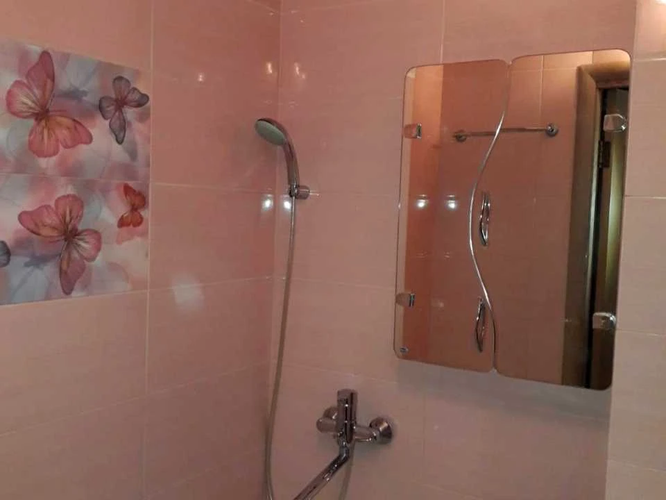 Apartment. Kyiv, Voskresensky Prospect.