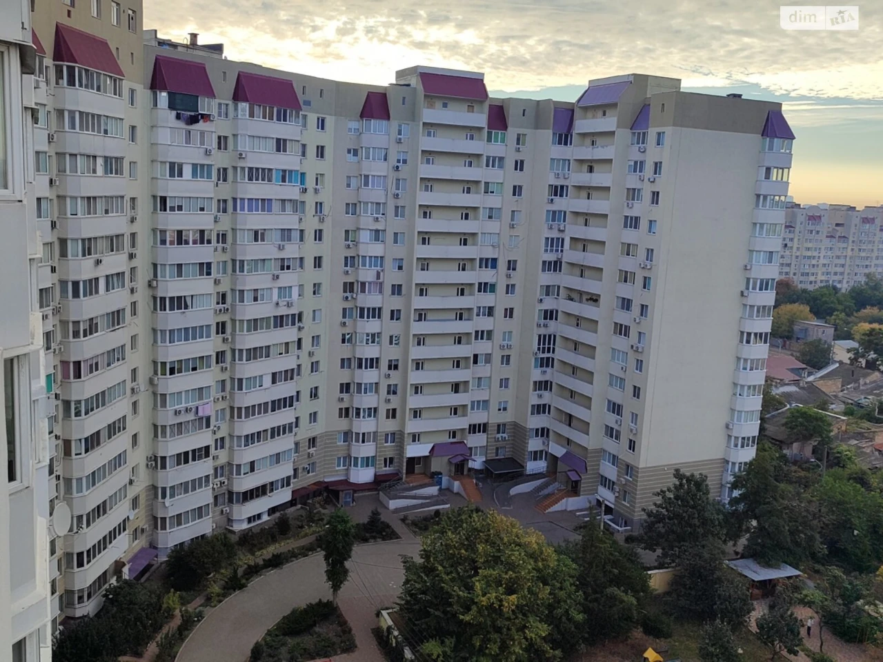 Продажа Квартира Ближні Млини