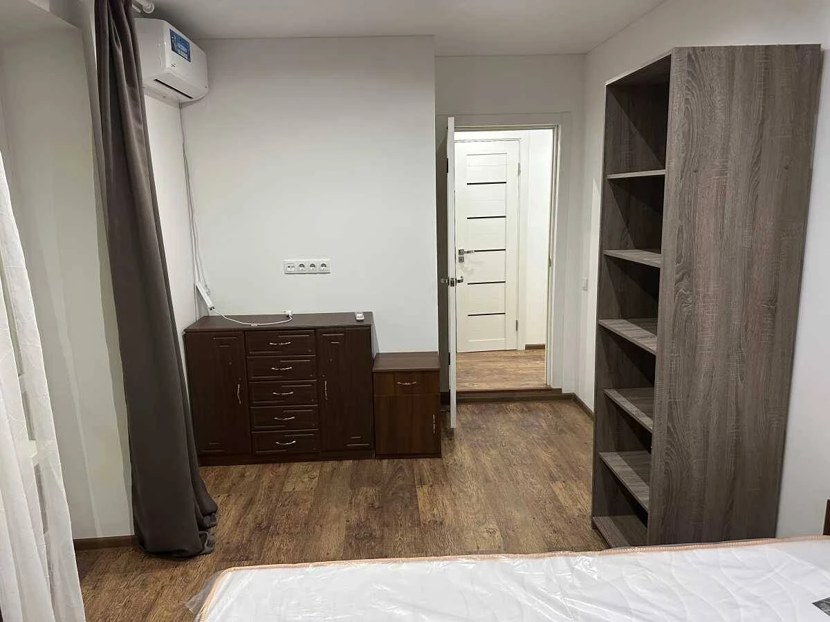 Rent long-term 2-room apartment Kyiv, Solomysky, Valeriya