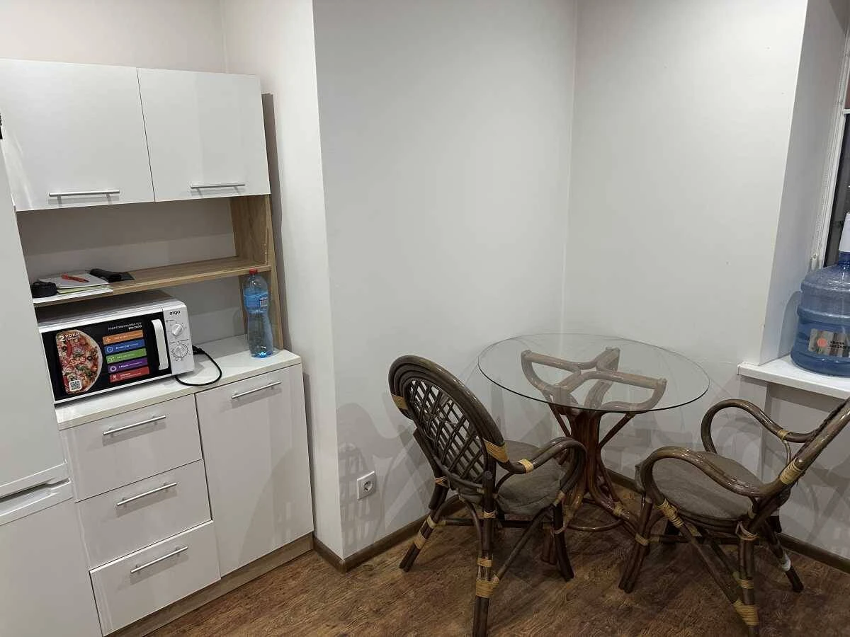 Rent long-term 2-room apartment Kyiv, Solomysky, Valeriya