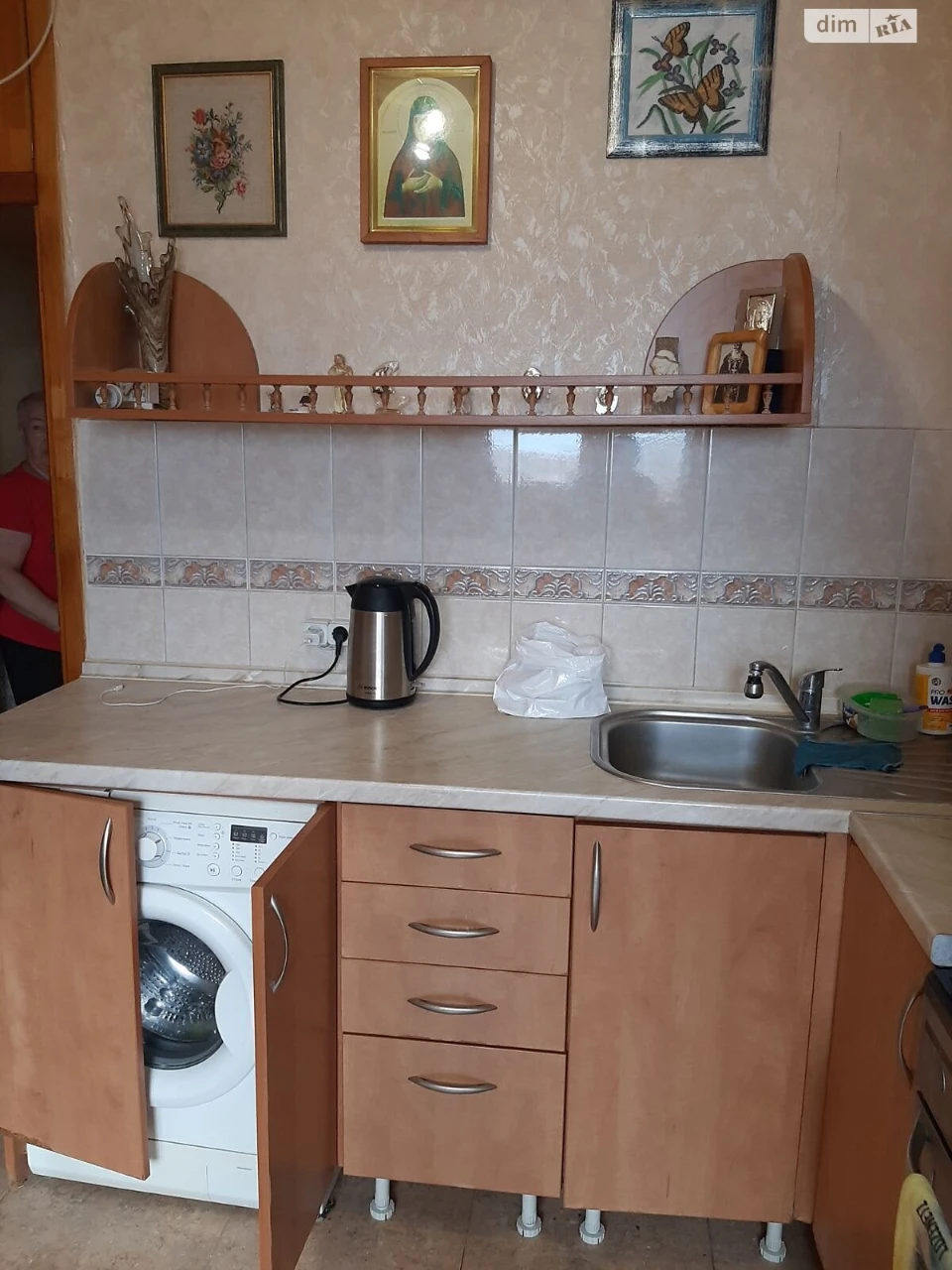 Довгострокова Оренда Квартири, Воскресенка