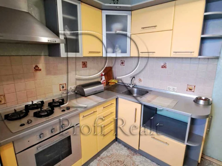 Apartment. Forest Avenue, Kyiv