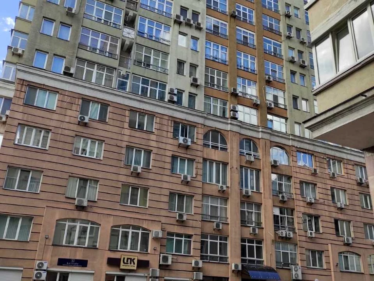 Квартира. Саксаганського ул., Киев.