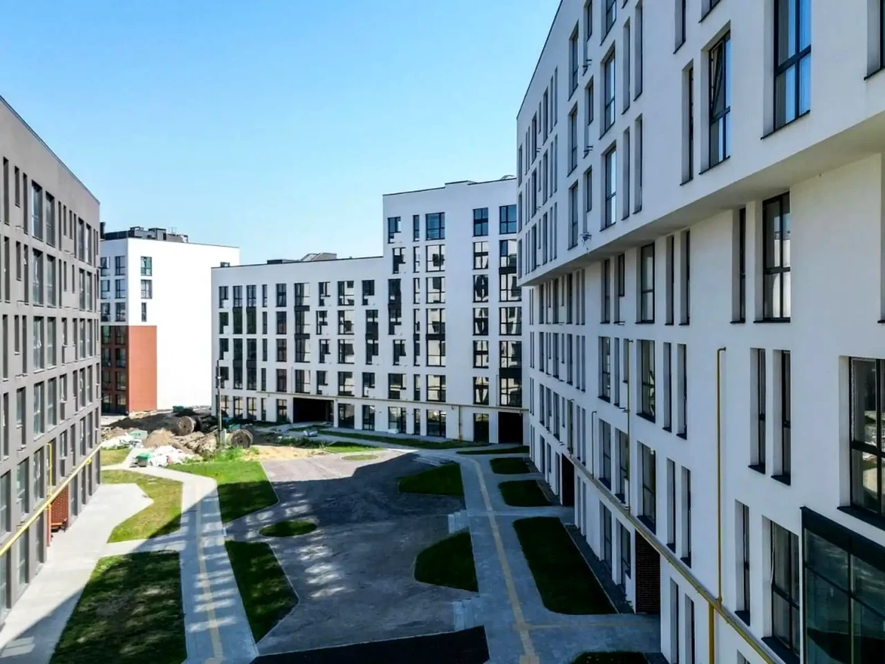 Продаж квартири 2-кімн. 83.5 м² 4/7 пов.