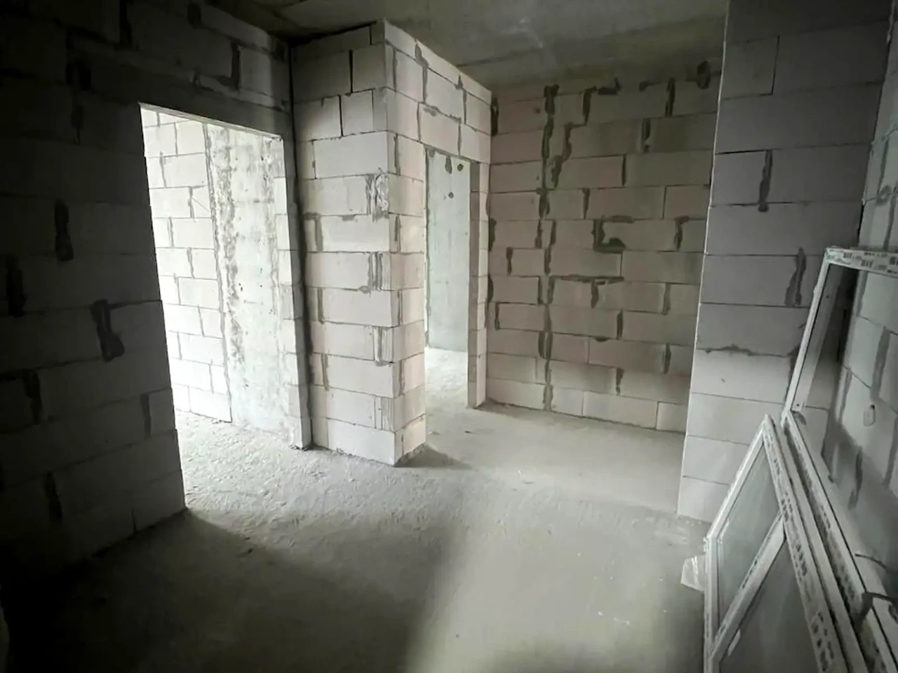 Продаж квартири 2-кімн. 83.5 м² 4/7 пов.