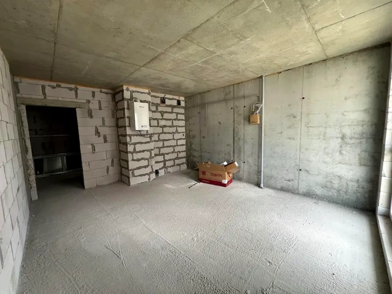 Продаж квартири 2-кімн. 83.5 м² 4/7 пов.