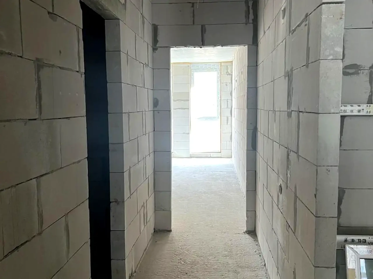 Продаж квартири 2-кімн. 83.5 м² 4/7 пов.
