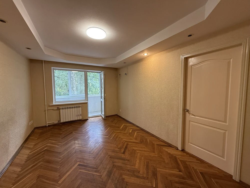 Продам 2к квартиру на вул. Деревлянській, 16/18, корпус 3