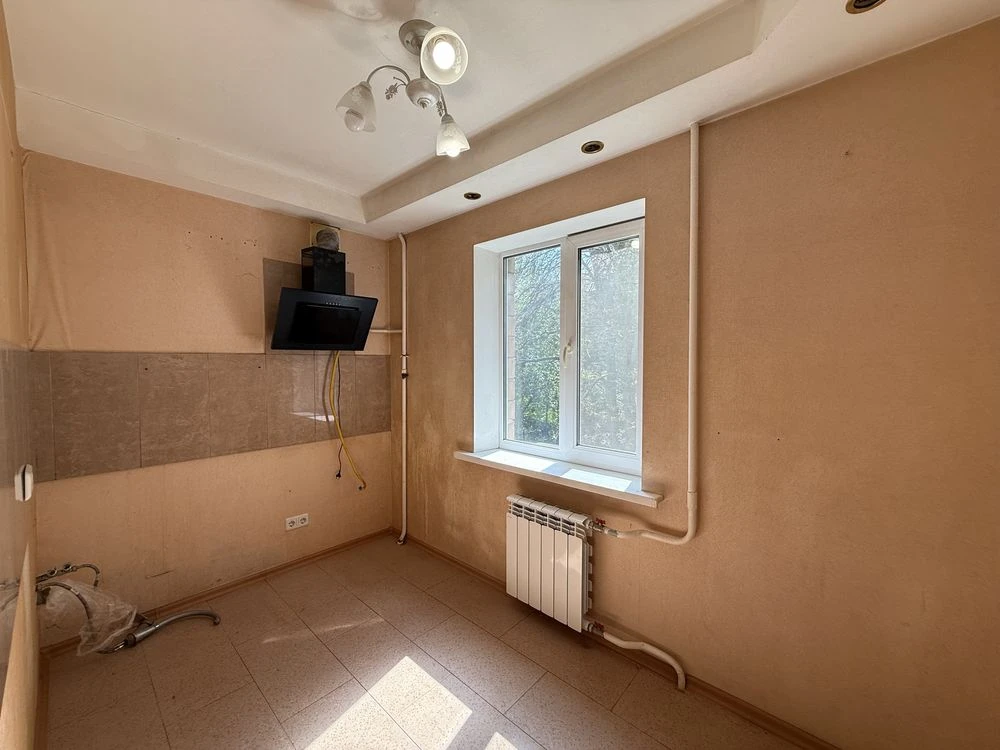 Продам 2к квартиру на вул. Деревлянській, 16/18, корпус 3
