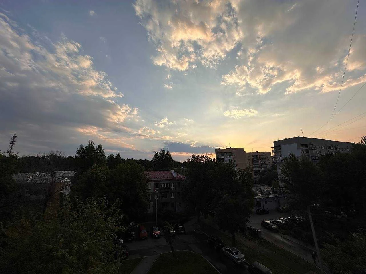 For Sale: 3-Room Apartment in Pavlov Pole